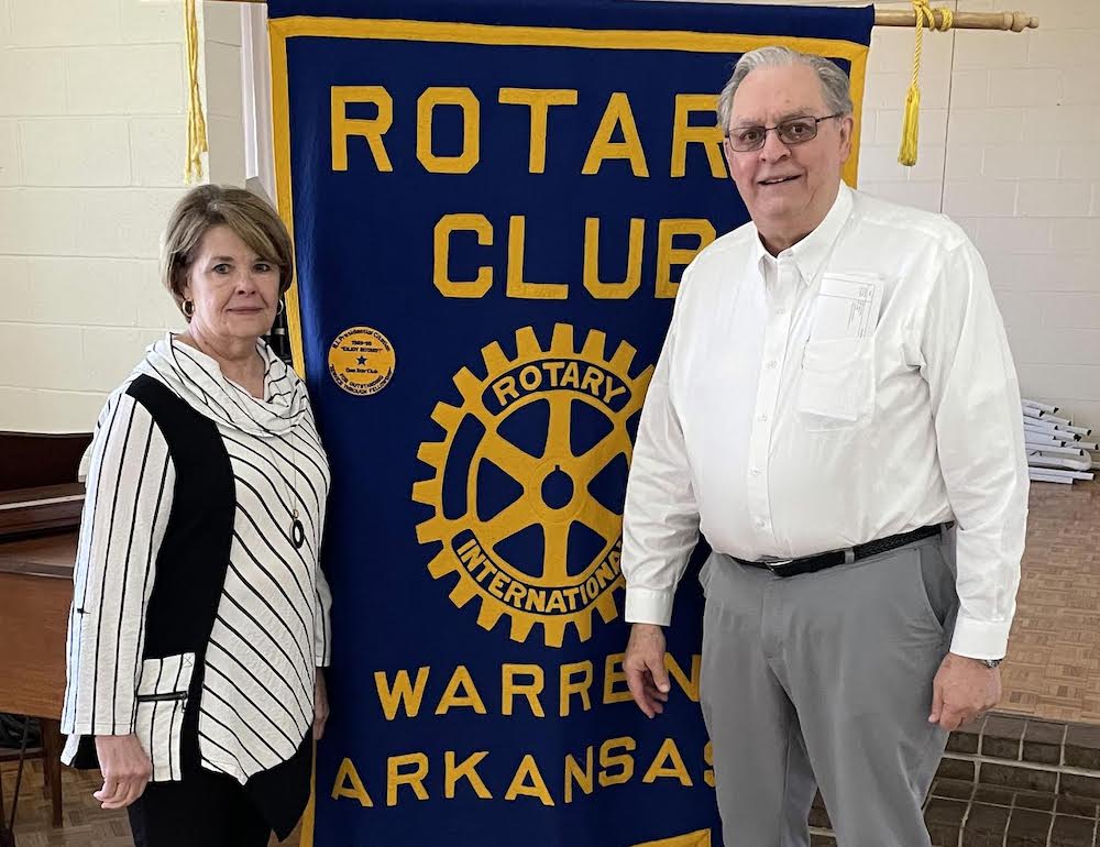 Mayor Pennington presents “State of the City” program to Warren Rotary, plus other Rotary news