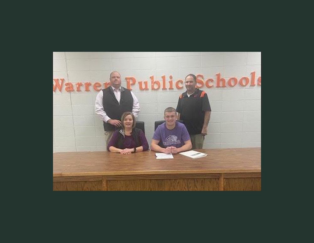 Warren QB signs to play for Ouachita Baptist