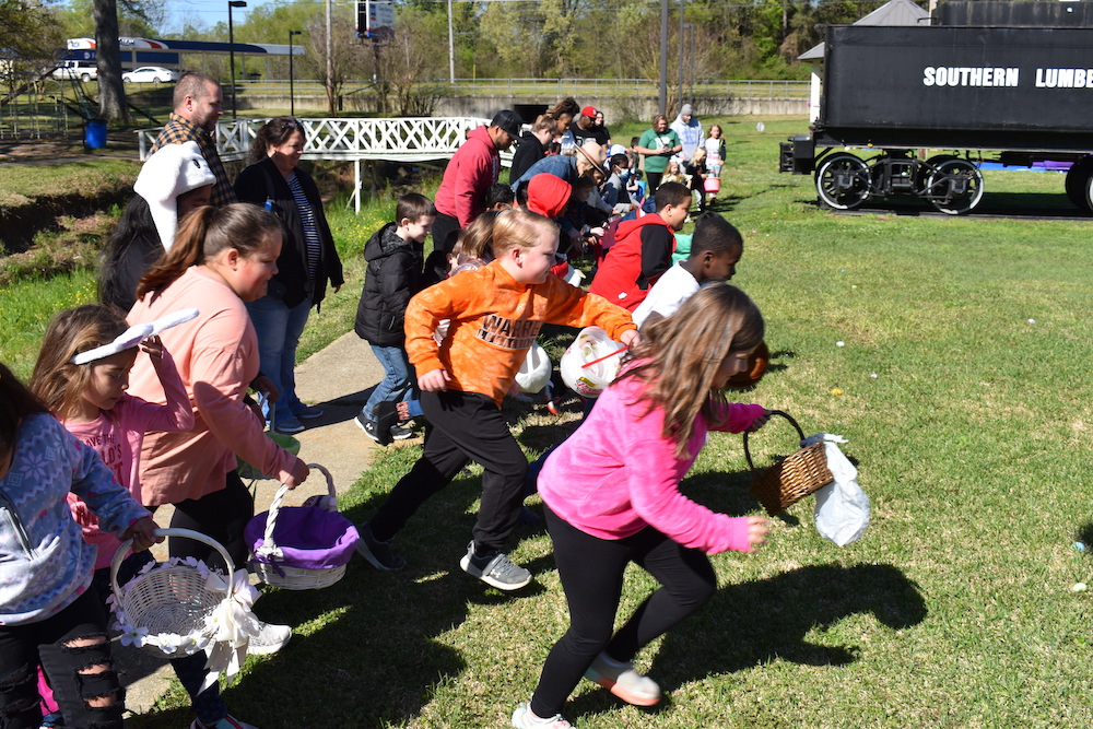 Hop on over to the Warren City Park for the Bradley County Chamber of Commerce’s Community Easter Egg Hunt and Book Giveaway this Saturday