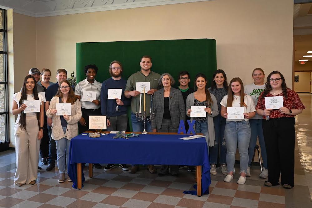 UAM inducts seventeen students into National Honor Society