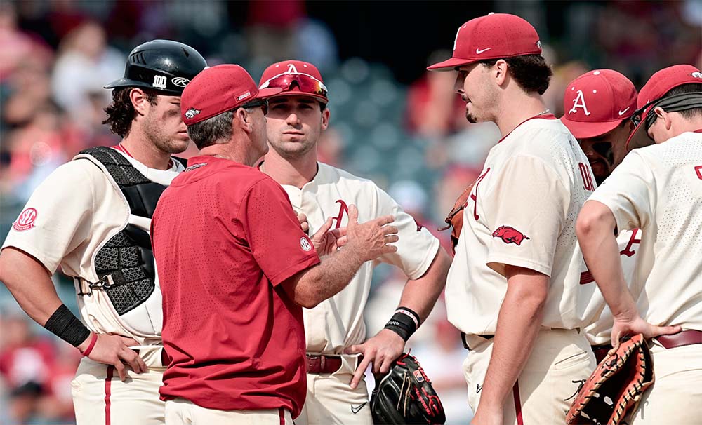 Hogs held in check at home, lose series to ‘Dores