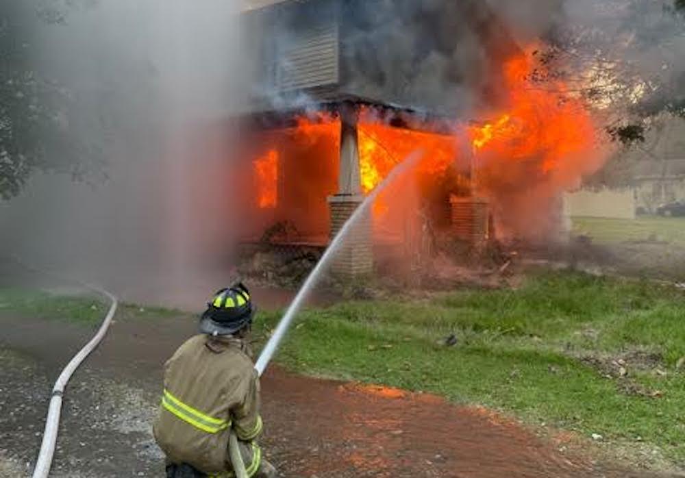 Warren Fire Department burns dilapidated house on N. Myrtle for training and clean-up purposes