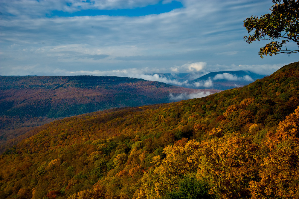 Arkansas’s scenic byways lead to fall color