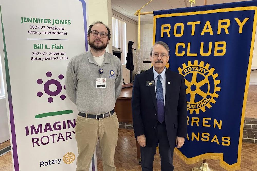 Rotary District Governor speaks to Warren club