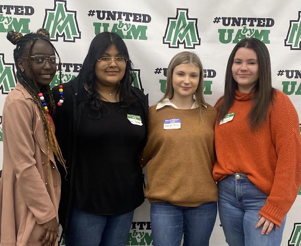 Four Hermitage students take part in unique healthcare pathway experience at UAM