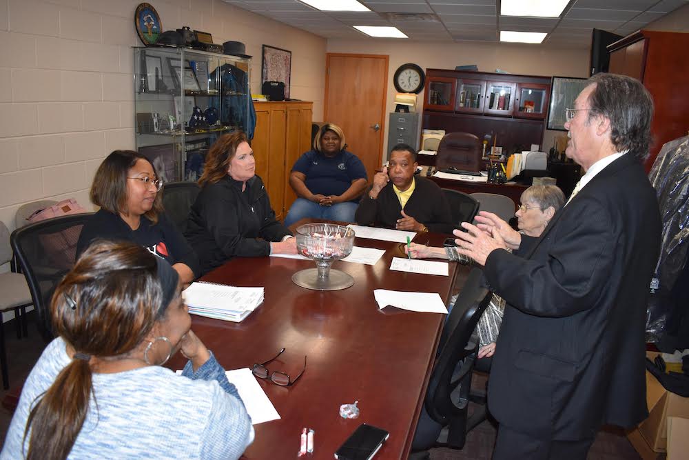 Warren City Council Police Committee tours Department