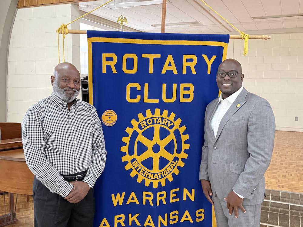 Warren native and UAPB head football coach Alonzo Hampton visits Rotary