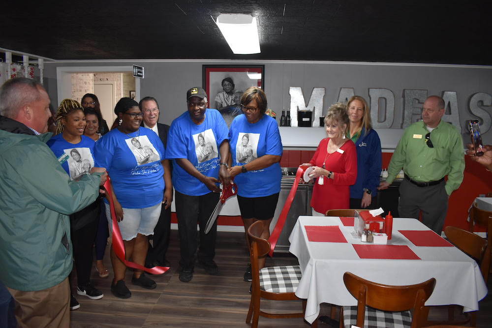 Madea’s Restaurant opens in Warren