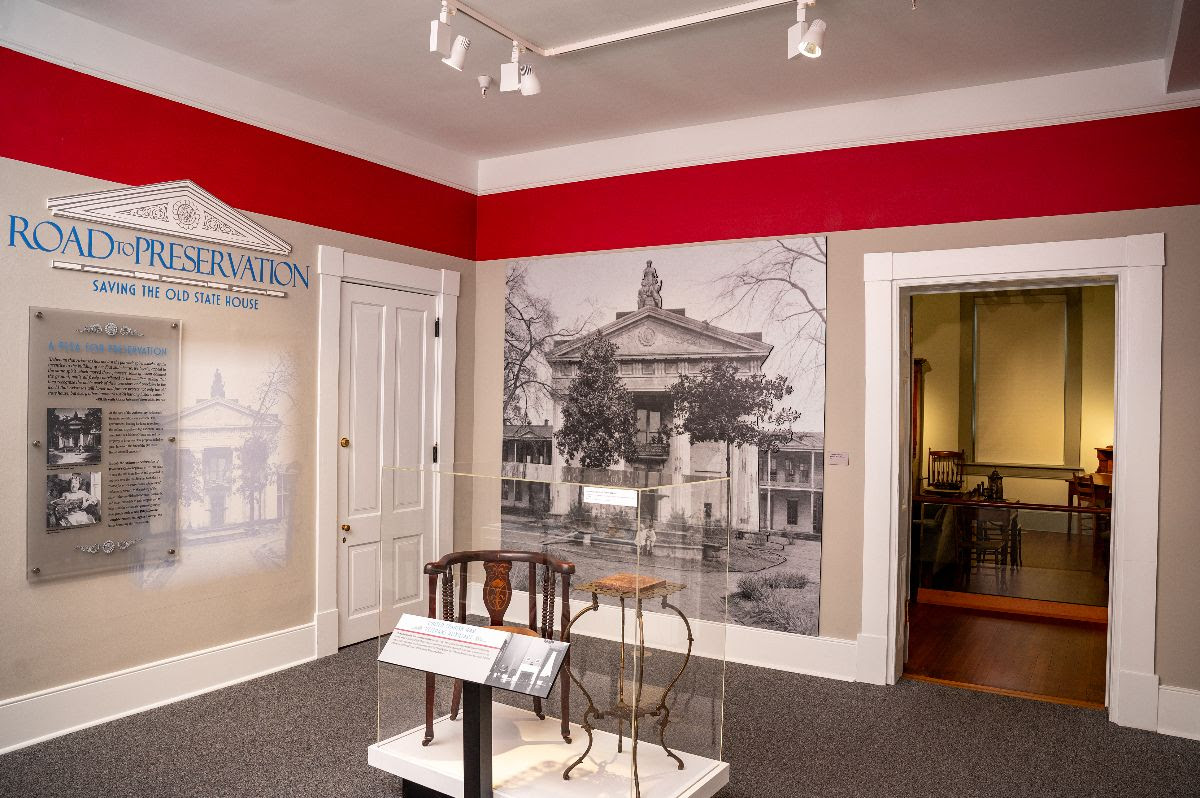 The Old State House Museum features new exhibit ‘Road to Preservation: Saving the Old State House’