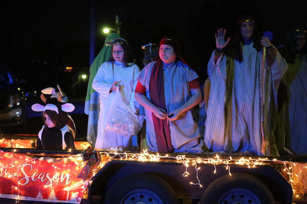 2023 Warren Christmas Parade Special: Photos plus full parade video