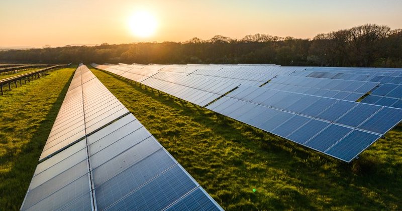 Warren School Board moves closer to building new solar farm to power district facilities