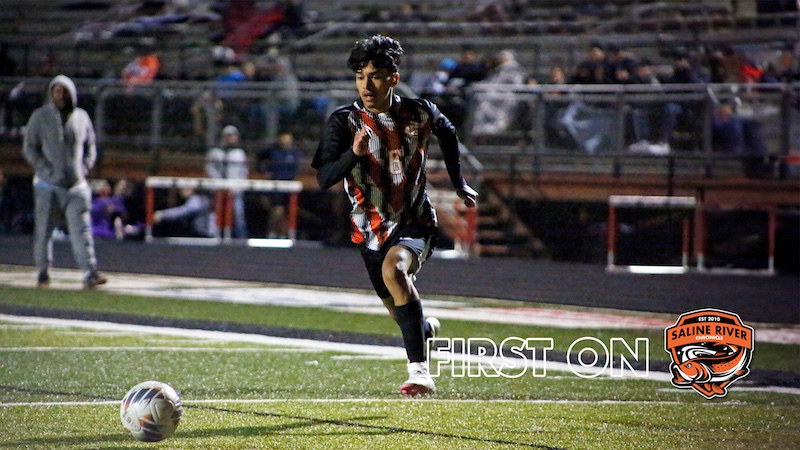 Hat tricks for Castillo and Marquis help Warren to impressive 4A East Conference opening win over Ricebirds